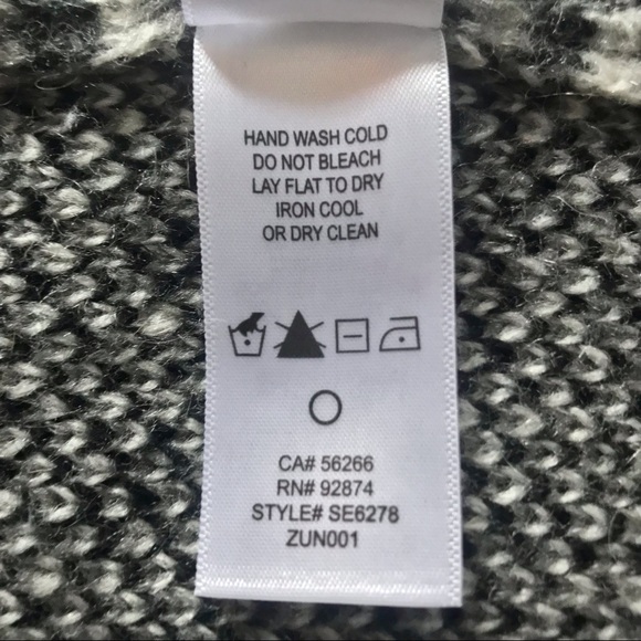 Splendid Open Front Long Line Waterfall Cardigan Sweater Vest - Picture 14 of 15